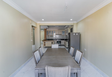 3 Bedroom Serviced Apartment For Rent - BKK1, Phnom Penh thumbnail