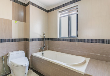 3 Bedroom Serviced Apartment For Rent - BKK1, Phnom Penh thumbnail