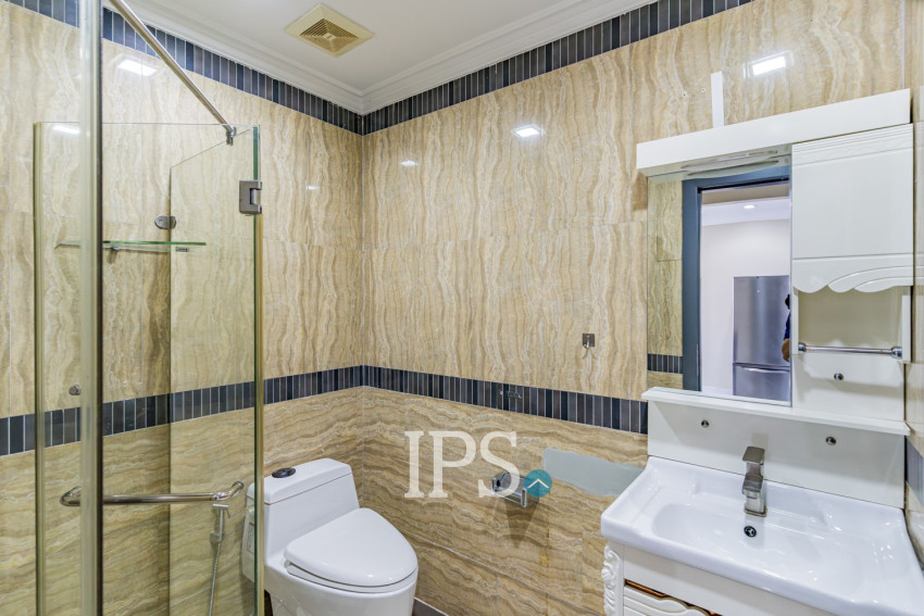 3 Bedroom Serviced Apartment For Rent - BKK1, Phnom Penh