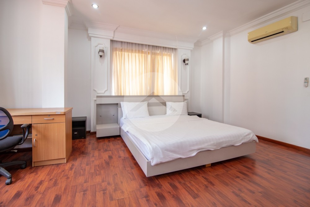 2 Bedroom Serviced Apartment For Rent - BKK1, Phnom Penh - Image 17