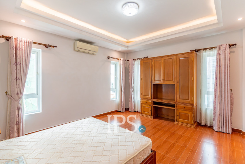 2 Bedroom Serviced Apartment For Rent - Phsar Daeum Thkov, Phnom Penh