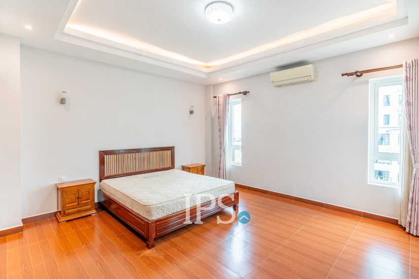 2 Bedroom Serviced Apartment For Rent - Phsar Daeum Thkov, Phnom Penh