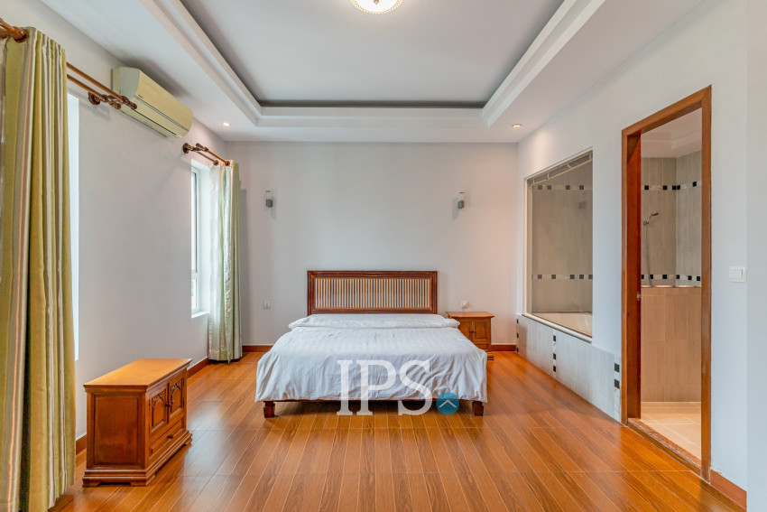 1 Bedroom Serviced Apartment For Rent - Phsar Doeum Thkov, Phnom Penh