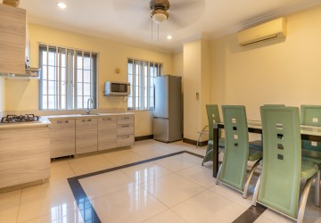 2 Bedroom Serviced Apartment For Rent - Beoung Raing, Phnom Penh thumbnail