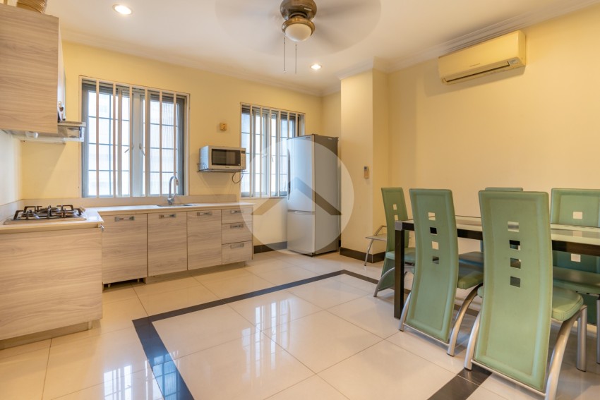 2 Bedroom Serviced Apartment For Rent - Beoung Raing, Phnom Penh