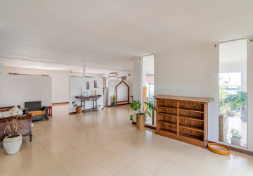 Renovated 1 Bedroom Apartment For Rent - Chakto Mukh, Phnom Penh thumbnail