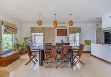 Renovated 1 Bedroom Apartment For Rent - Chakto Mukh, Phnom Penh thumbnail