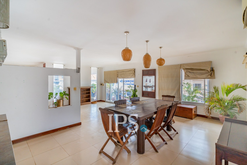 Renovated 1 Bedroom Apartment For Rent - Chakto Mukh, Phnom Penh