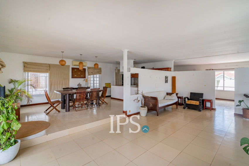 Renovated 1 Bedroom Apartment For Rent - Chakto Mukh, Phnom Penh