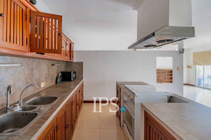 Renovated 1 Bedroom Apartment For Rent - Chakto Mukh, Phnom Penh