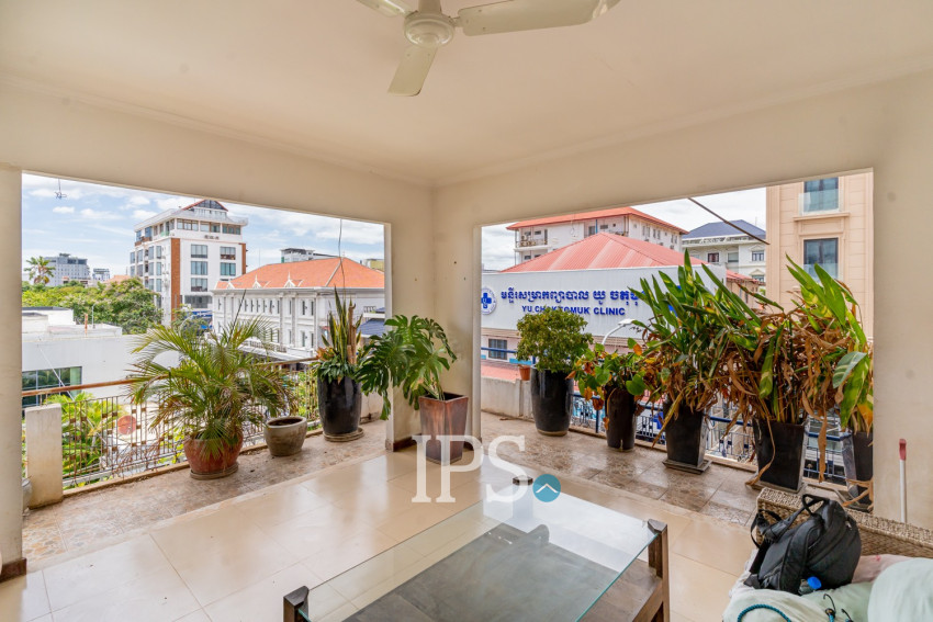 Renovated 1 Bedroom Apartment For Rent - Chakto Mukh, Phnom Penh