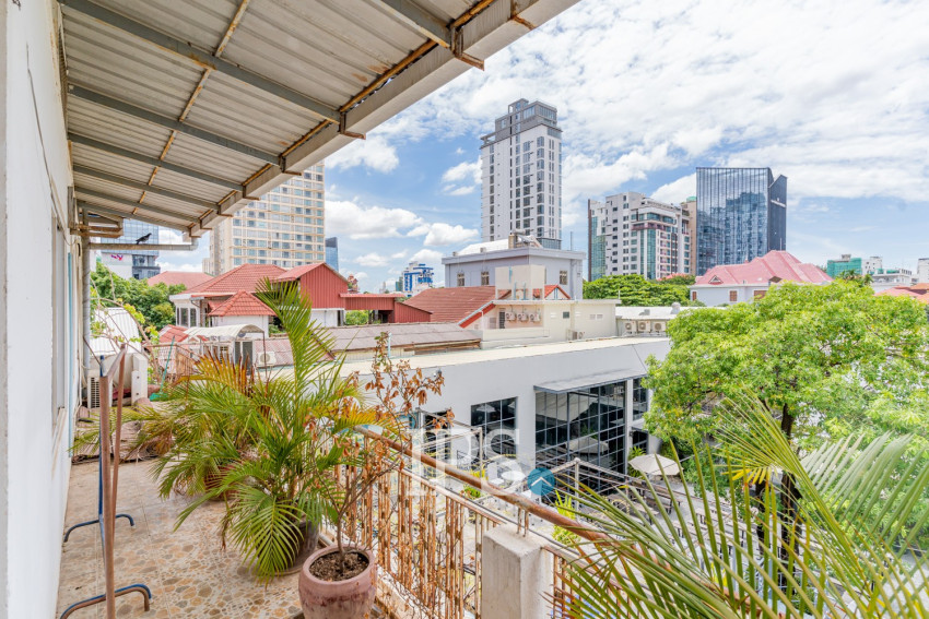 Renovated 1 Bedroom Apartment For Rent - Chakto Mukh, Phnom Penh