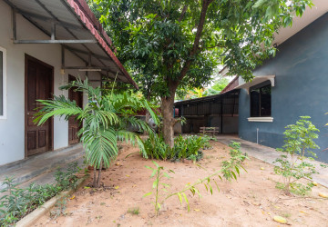 3 Bedroom House For Rent - Sala Kamreuk, Siem Reap thumbnail