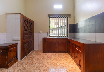 3 Bedroom House For Rent - Sala Kamreuk, Siem Reap thumbnail