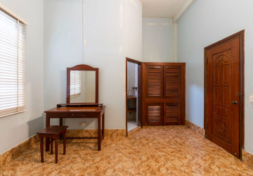 3 Bedroom House For Rent - Sala Kamreuk, Siem Reap thumbnail