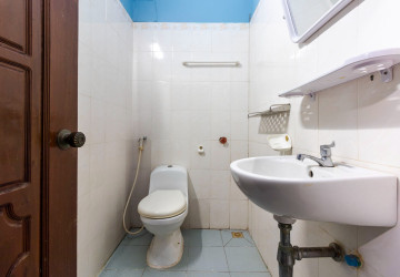 3 Bedroom House For Rent - Sala Kamreuk, Siem Reap thumbnail