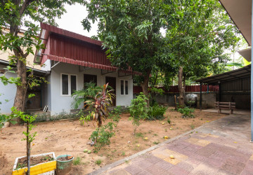 3 Bedroom House For Rent - Sala Kamreuk, Siem Reap thumbnail