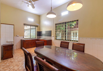 3 Bedroom House For Rent - Sala Kamreuk, Siem Reap thumbnail