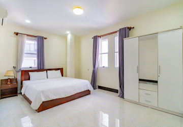 3 Bedroom Serviced Apartment For Rent  - BKK2, Phnom Penh thumbnail