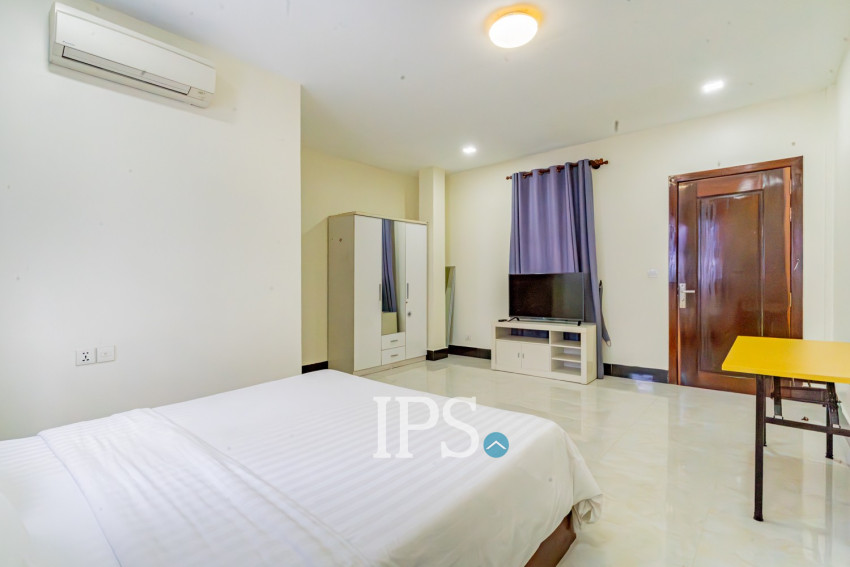 3 Bedroom Serviced Apartment For Rent  - BKK2, Phnom Penh