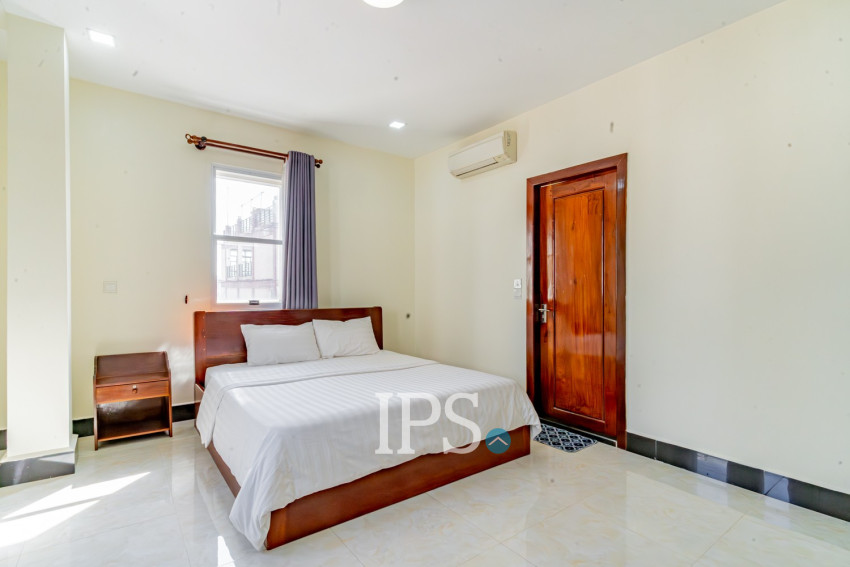 3 Bedroom Serviced Apartment For Rent  - BKK2, Phnom Penh