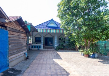 3 Bedroom Villa for Rent - Svay Dangkum - Siem Reap thumbnail