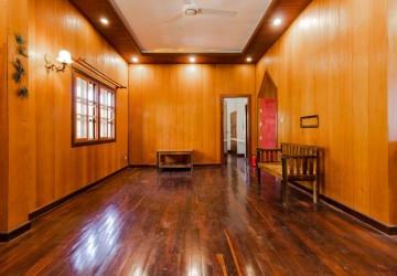 3 Bedroom Wooden House For Rent - Sala Kamreuk, Siem Reap thumbnail