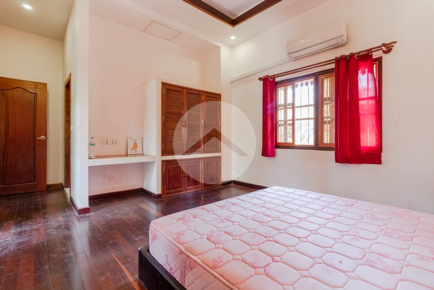 3 Bedroom Wooden House For Rent - Sala Kamreuk, Siem Reap