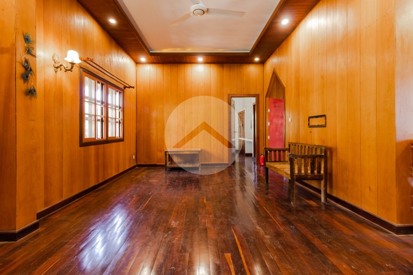 3 Bedroom Wooden House For Rent - Sala Kamreuk, Siem Reap