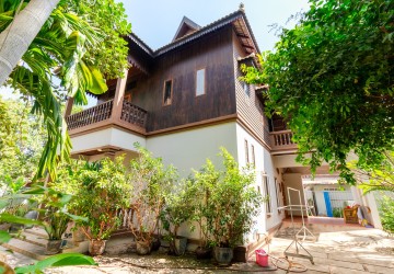 3 Bedroom Wooden House For Rent - Sala Kamreuk, Siem Reap thumbnail