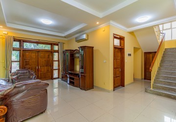 4 Bedroom Villa For Rent - Bassac Garden City, Tonle Bassac, Phnom Penh thumbnail