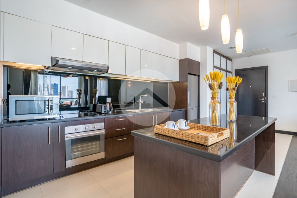 2 Bedroom Serviced Apartment For Rent - Tonle Bassac, Phnom Penh - Image 4
