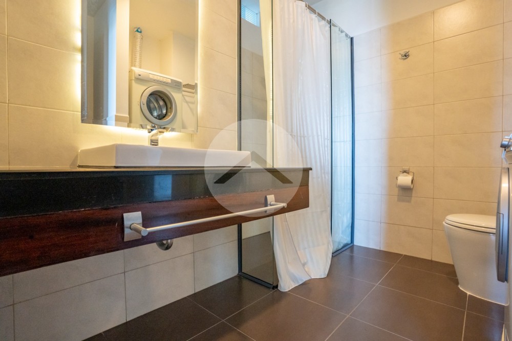 2 Bedroom Serviced Apartment For Rent - Tonle Bassac, Phnom Penh - Image 7
