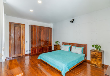 2 Bedroom Serviced Apartment For Rent - BKK1, Phnom Penh thumbnail