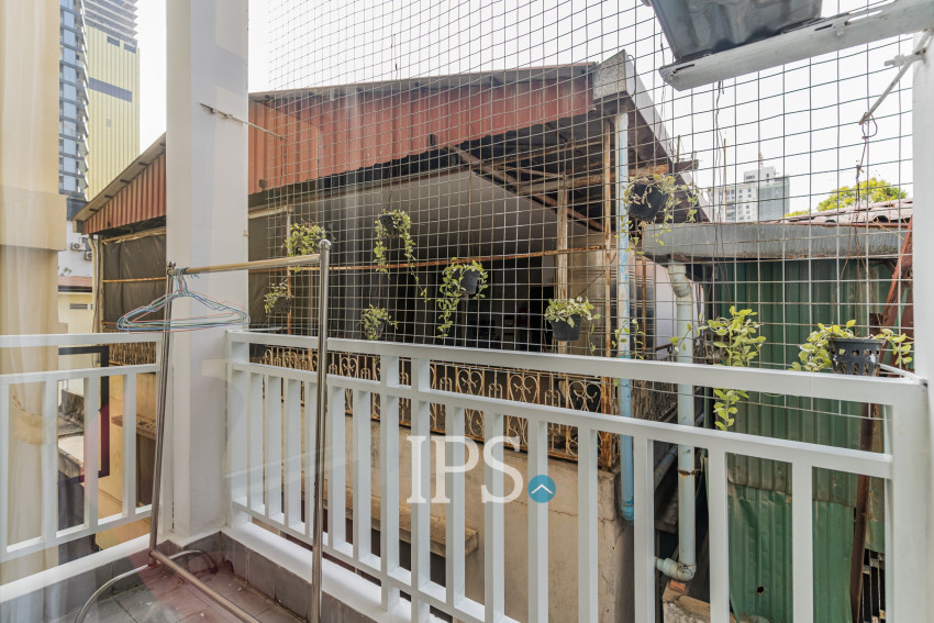 2 Bedroom Serviced Apartment For Rent - BKK1, Phnom Penh