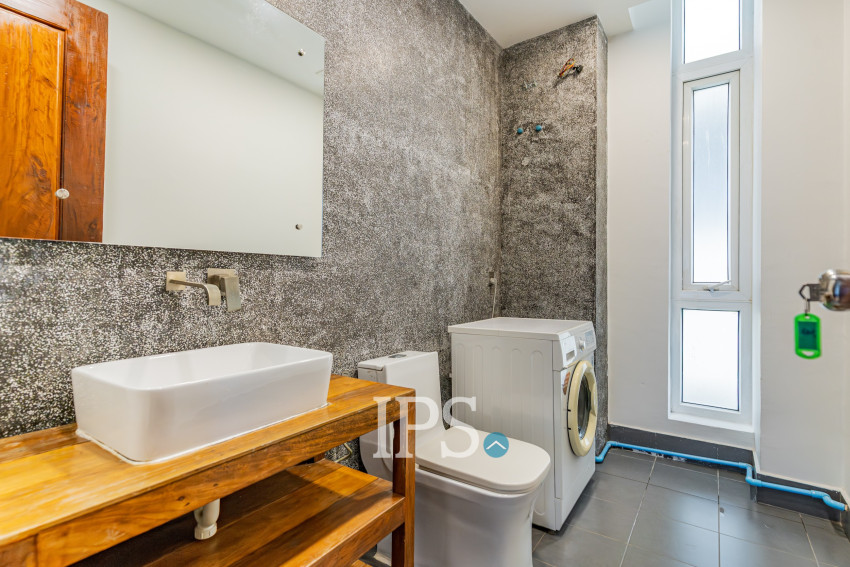 2 Bedroom Serviced Apartment For Rent - BKK1, Phnom Penh