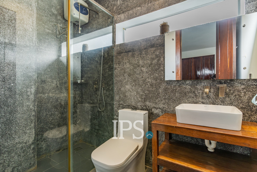 2 Bedroom Serviced Apartment For Rent - BKK1, Phnom Penh