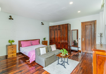 2 Bedroom Serviced Apartment For Rent - BKK1, Phnom Penh thumbnail