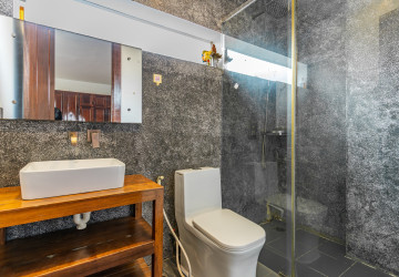 2 Bedroom Serviced Apartment For Rent - BKK1, Phnom Penh thumbnail