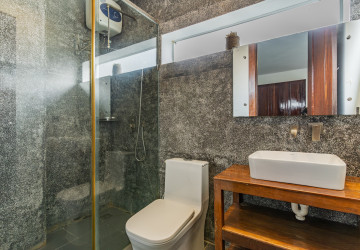 2 Bedroom Serviced Apartment For Rent - BKK1, Phnom Penh thumbnail