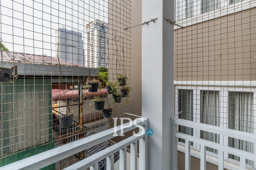 2 Bedroom Serviced Apartment For Rent - BKK1, Phnom Penh