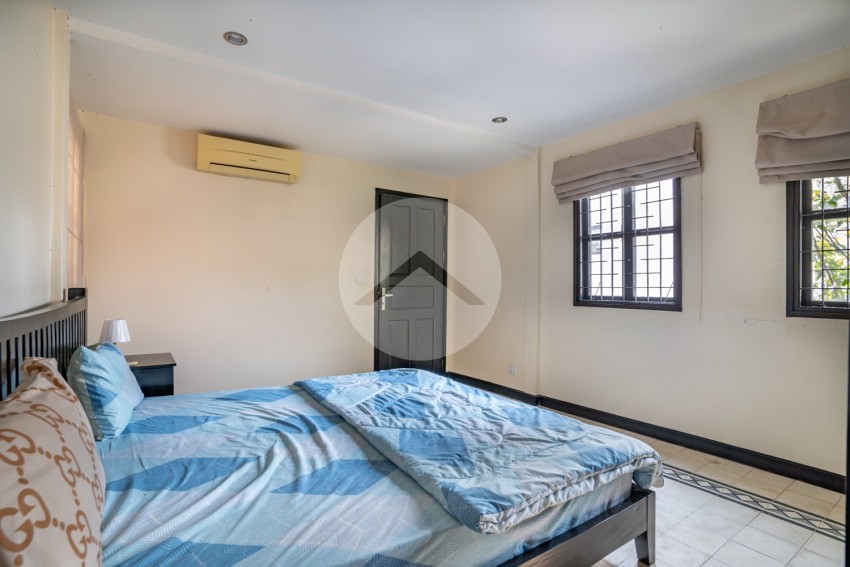 Renovated 3 Bedroom Apartment For Rent - Phsar Kandal 1, Phnom Penh