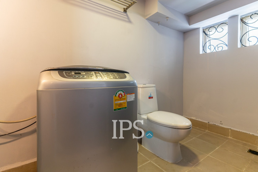 Renovated 2 Bedroom Apartment For Rent - Wat Phnom, Phnom Penh