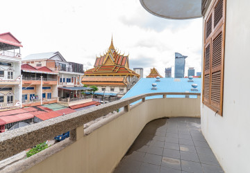 Renovated 2 Bedroom Apartment For Rent - Wat Phnom, Phnom Penh thumbnail
