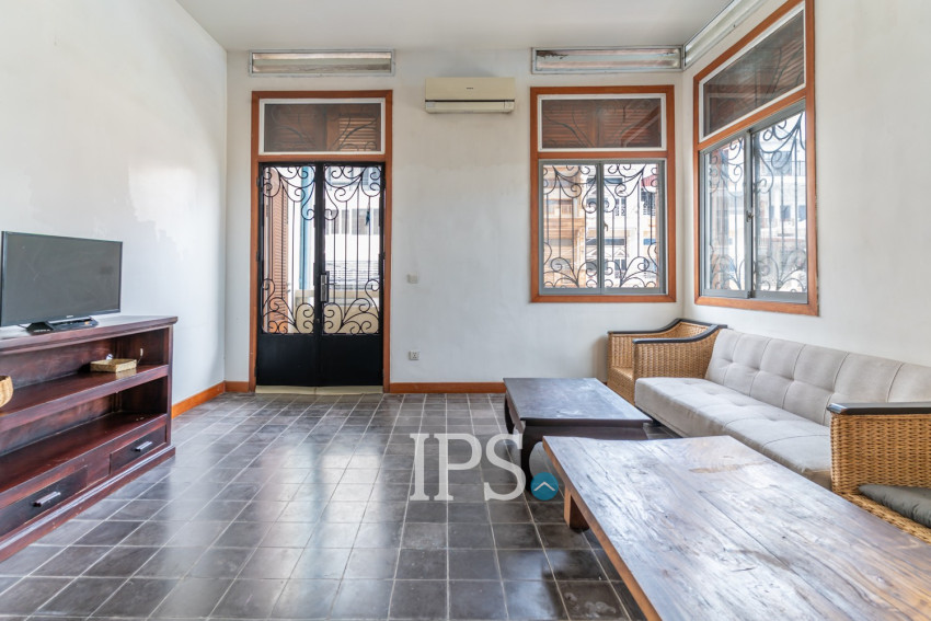 Renovated 2 Bedroom Apartment For Rent - Wat Phnom, Phnom Penh