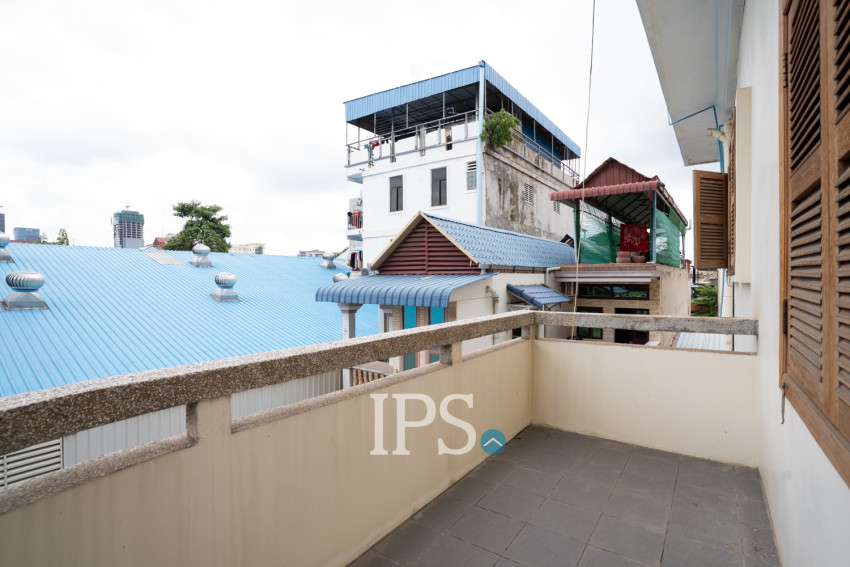 Renovated 2 Bedroom Apartment For Rent - Wat Phnom, Phnom Penh