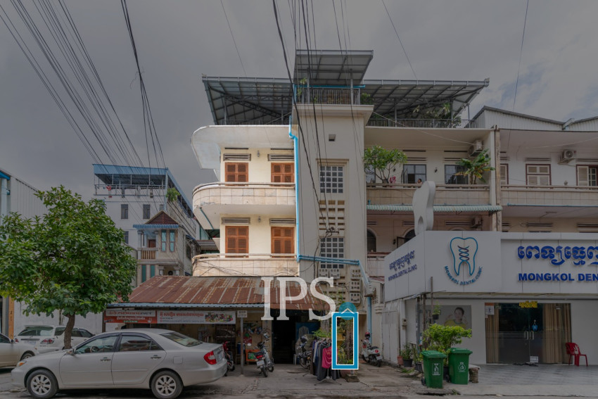 Renovated 2 Bedroom Apartment For Rent - Wat Phnom, Phnom Penh
