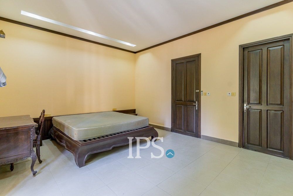 5 Bedroom Villa For Rent - Boeung Kak 1, Phnom Penh - Image 22