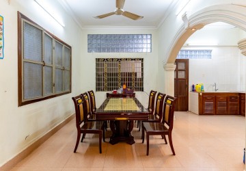 5 Bedroom Commercial Villa For Rent - Toul Kork, Phnom Penh thumbnail