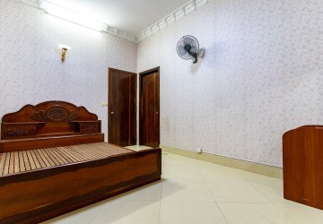 5 Bedroom Commercial Villa For Rent - Toul Kork, Phnom Penh thumbnail